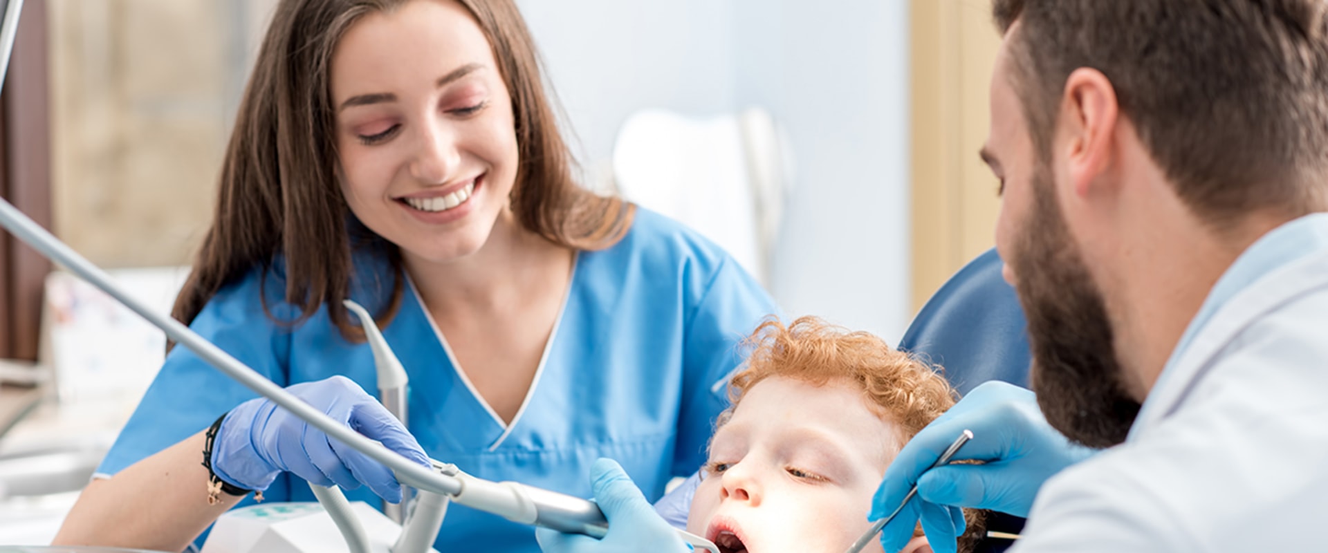 The Role Of Dental Assistants In Dealing With Children's Anxiety During